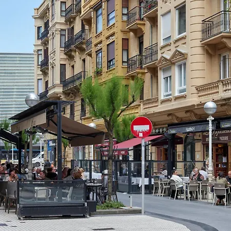 Διαμέρισμα Daira Arena By Feelfree *