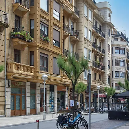 Daira Arena By Feelfree *